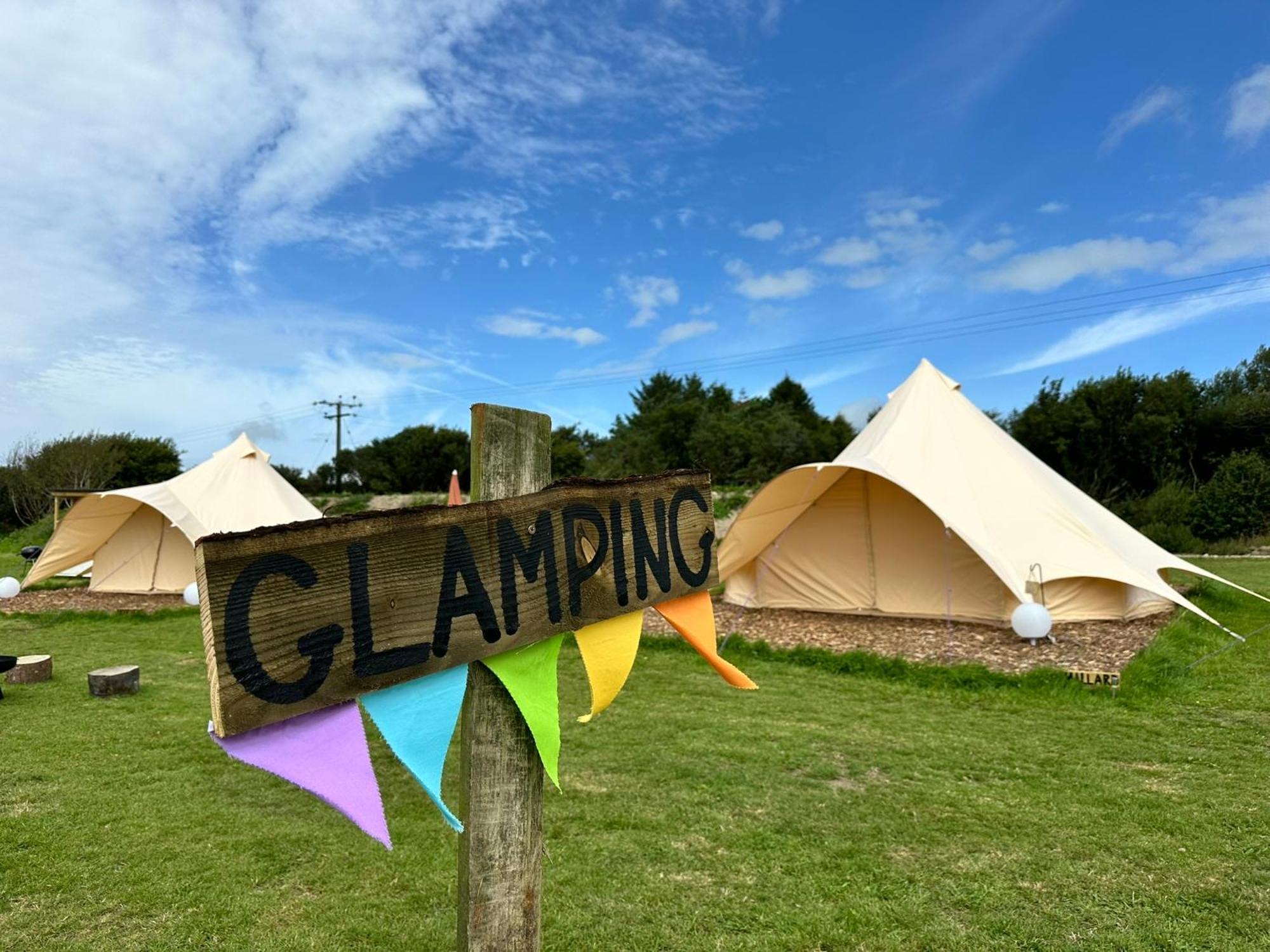 Lakeside Glamping Firecrest Сент-Колумб-Мейджор Экстерьер фото
